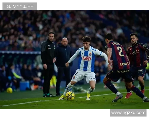 西甲第30轮焦点战西班牙人主场迎战莱万特全力争胜